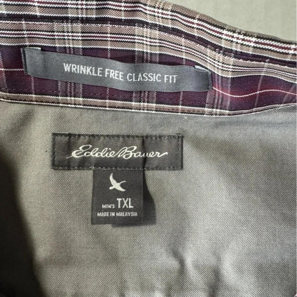 Eddie Bauer Men's wrinkle free relaxed fit plaid button up - Picture 4 of 5